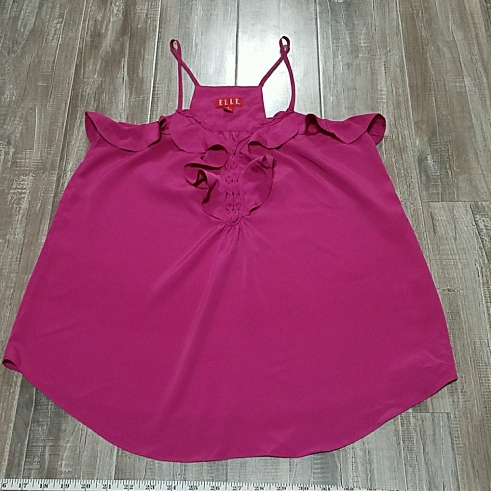 Elle spaghetti strap top